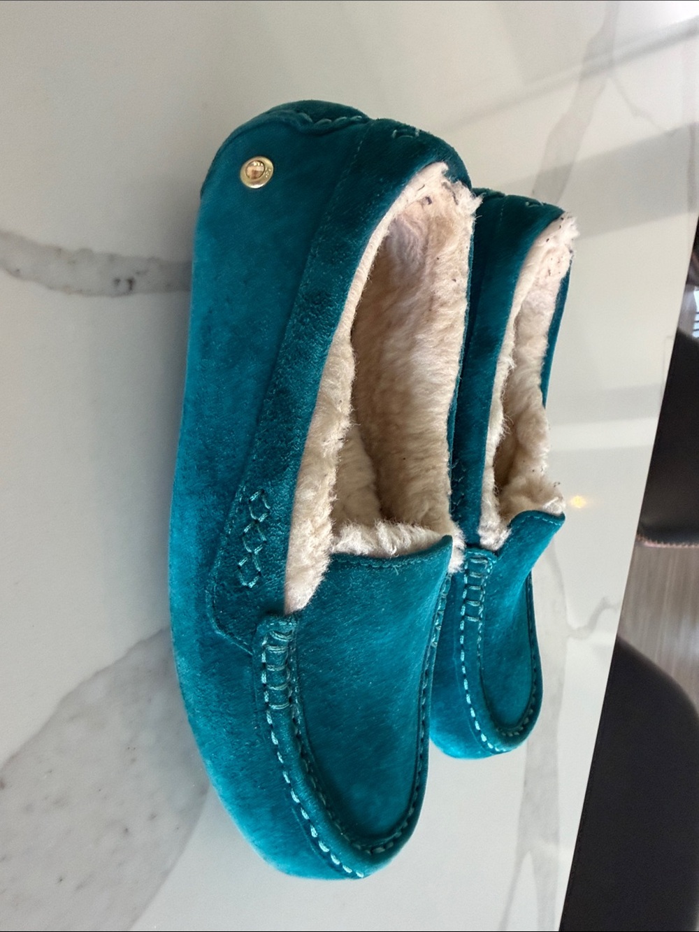 UGG Women’s Ansley Teal Suede Shearling-Lined Moccasin Slippers. Size 8. - Picture 6 of 11